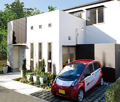 セシボ・アニバーサリーは電気自動車との生活を考えたコンセプトホーム、CH08の設計思想を受け継いでいます。