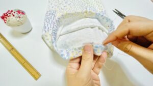 裾上げは自分で手縫いできる!?簡単な方法や生地別の縫い方を徹底解説
