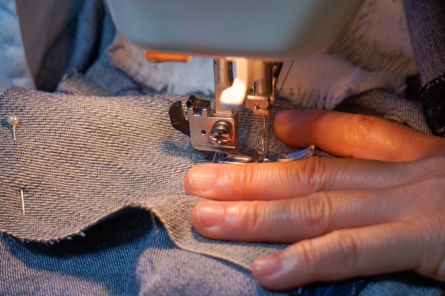 手縫い以外の裾上げの方法