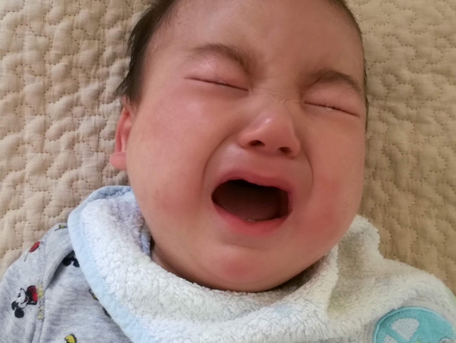 泣き止まない赤ちゃん