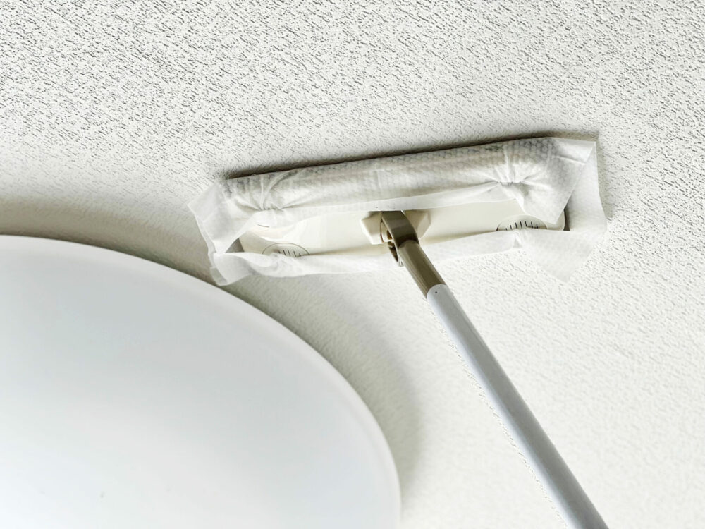 天井の掃除はこれで解決！簡単・安全なホコリ取り方法