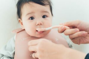 【8ヶ月離乳食のすすめ】赤ちゃんにぴったりな食べ物を紹介！
