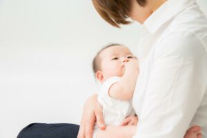 【小児科医監修】母乳量を増やすには?母乳育児を続けるためにできること