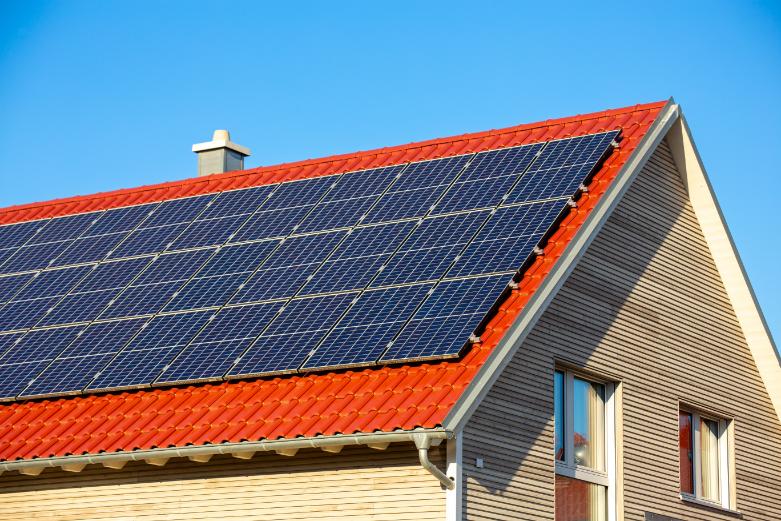 太陽光発電＋蓄電池付きの家の電気代はいくら？
